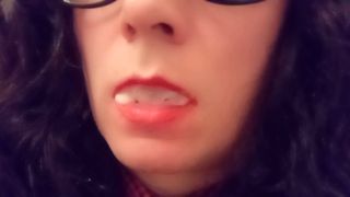 UleglyCumPiss