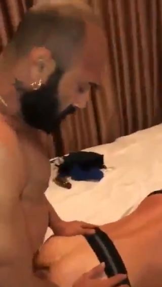 4_5990272835707211277.mp4
