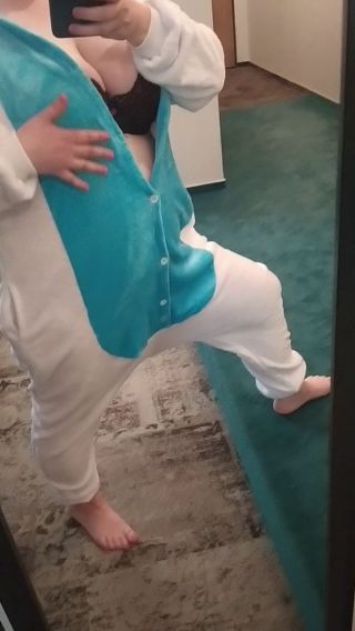 VID_20220802_182615 (online-video-cutter.com)_075258.mp4