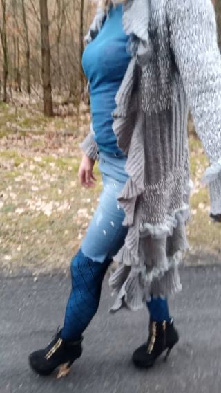 VID_20230402_073011.mp4