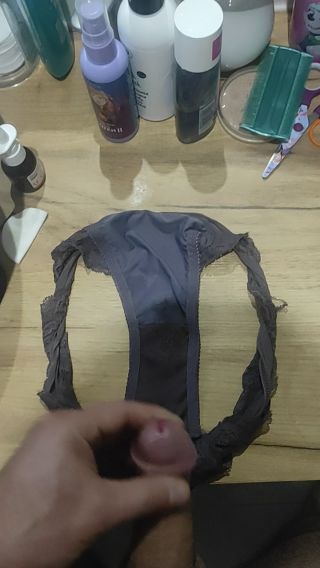 VID_20221128_074936.mp4