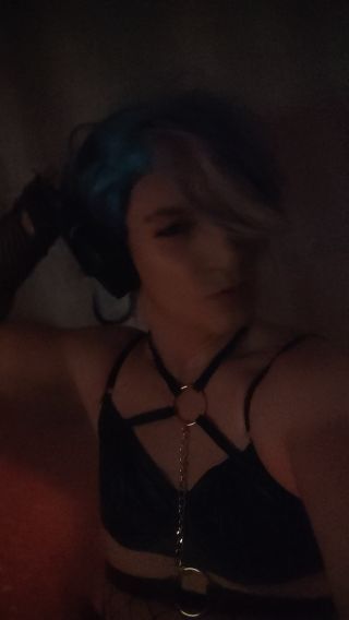 VID_20231126_054704.mp4