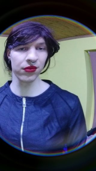VID_20220218_212340~2.mp4