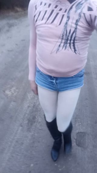 VID_20250228_065612.mp4
