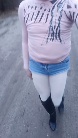 VID_20250228_065612.mp4
