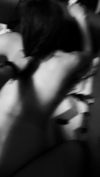 20251014_224057.mp4