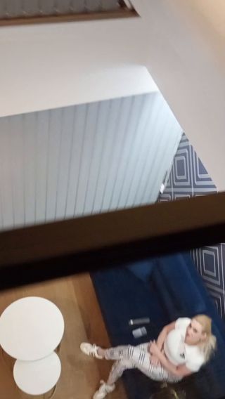 1000054293.mp4