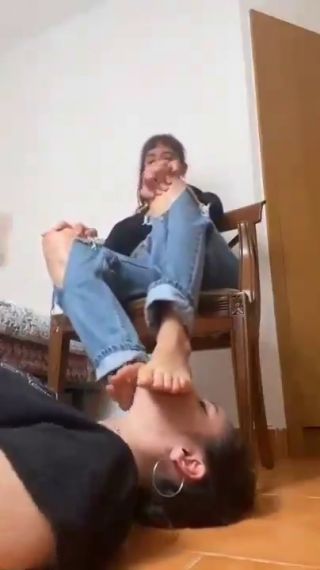 Girl_Slave_Emilia👩_20241129_1_new.mp4