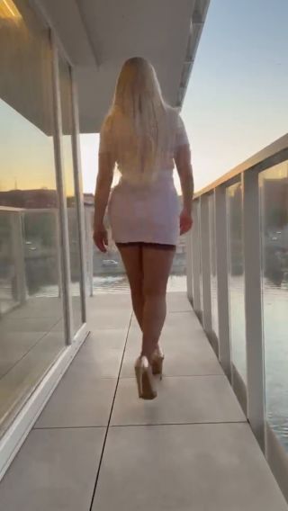 c7006e11-a9da-4ae3-9752-c0eaef738e8a.mp4